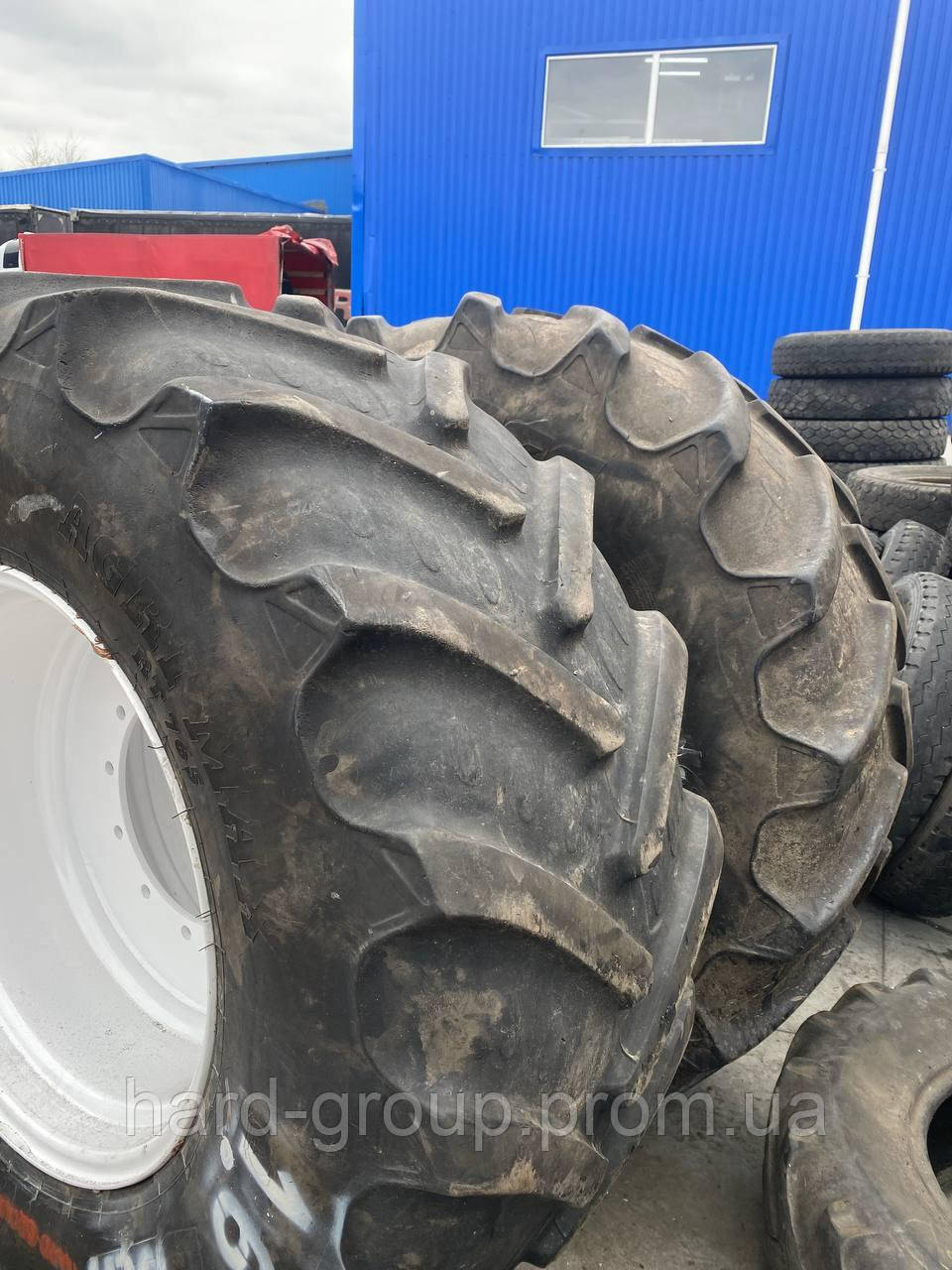 Шина Б/У 710/70R42 + 600/70R30 (набір, уточнити) — фото 6
