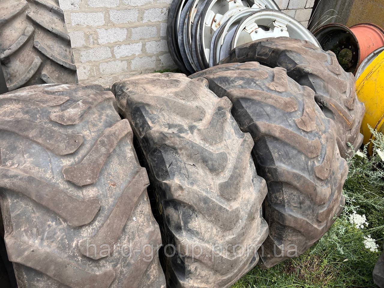 Шина Б/У 460/70R24 (BKT)